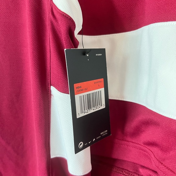 Stanford Cardinal Basketball Uniform - Picture 4 of 6